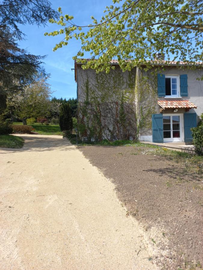 L'Eglantyne Bed & Breakfast La Chapelle-de-Guinchay Eksteriør bilde